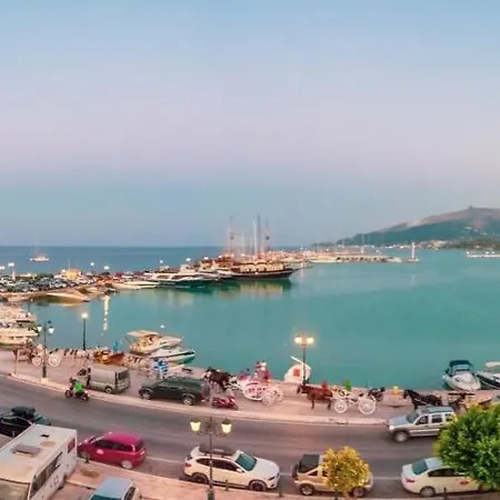 Apartment Harbour Stunning View *